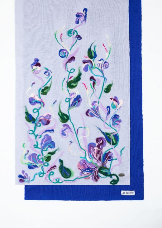 Wool Scarf with purple flowers