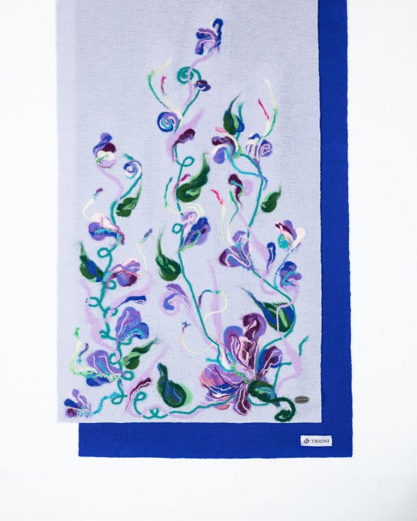 Wool Scarf with purple flowers
