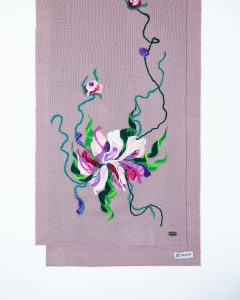 Photo Trioni Wool Scarf with red flower