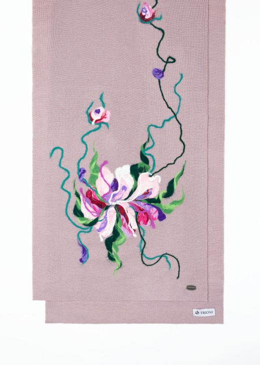 Wool Scarf with red flower