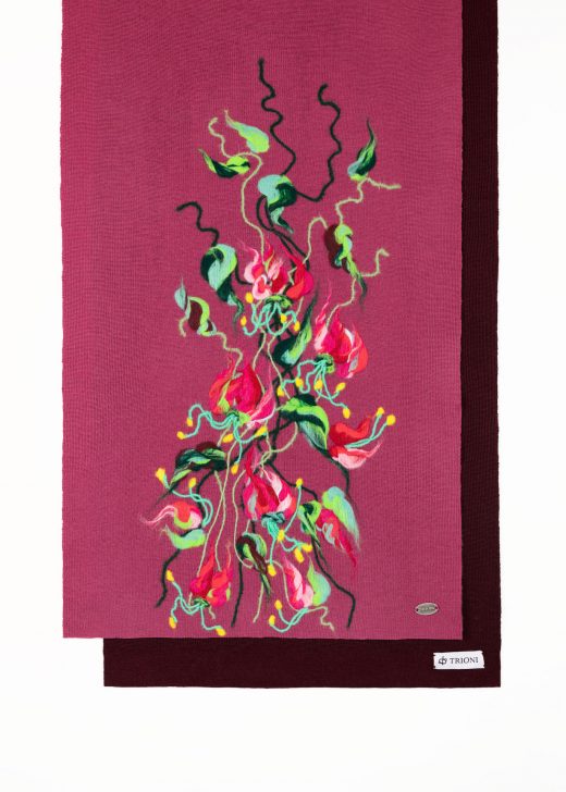 Wool Scarf with pink flowers