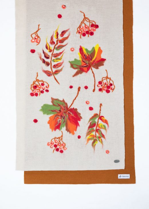 Wool Scarf with maple leaves