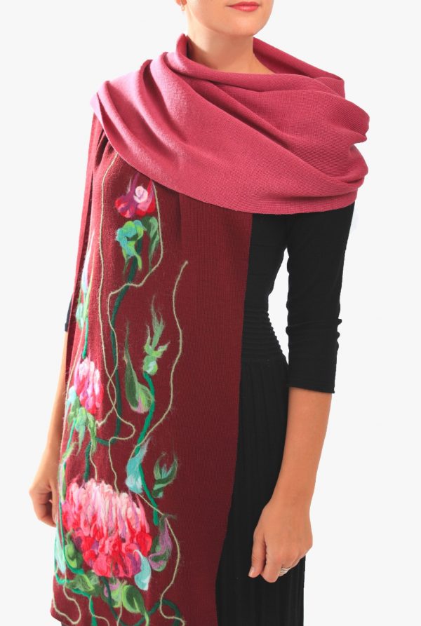 Wool Scarf with big red flower