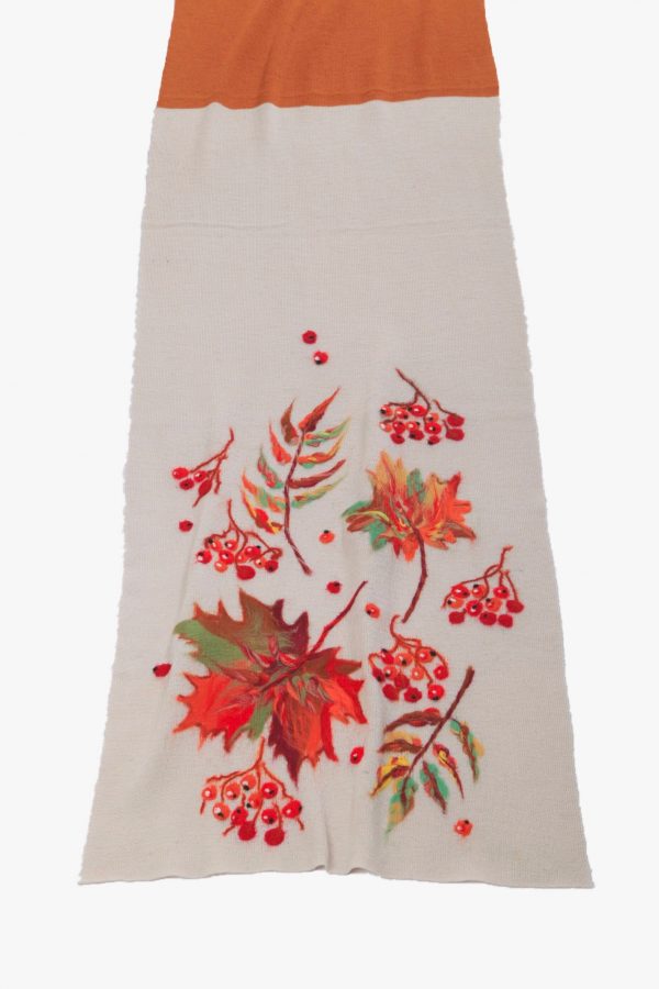 Wool Scarf with maple leaves