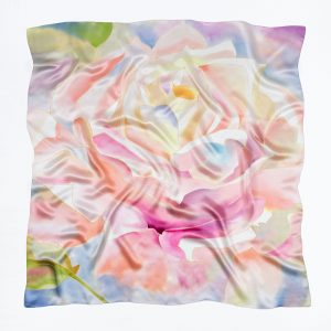 Photo Trioni Silk scarf with rose