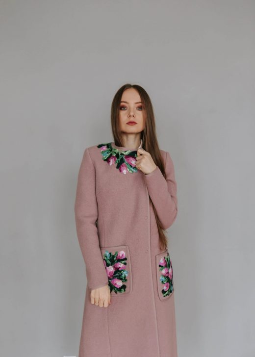 Wool coat with pockets