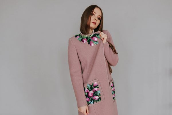 Wool coat with pockets