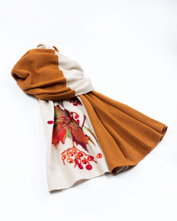 Wool Scarf with maple leaves